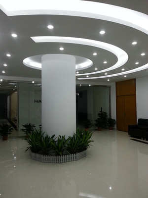 深圳裝修公司家庭裝修要吊頂才顯檔次嗎-深圳美飾家裝飾工程有限公司提供深圳裝修公司家庭裝修要吊頂才顯檔次嗎的相關(guān)介紹、產(chǎn)品、服務(wù)、圖片、價(jià)格辦公室裝修,廠房裝修,店鋪裝修,家庭裝修,二手房翻新